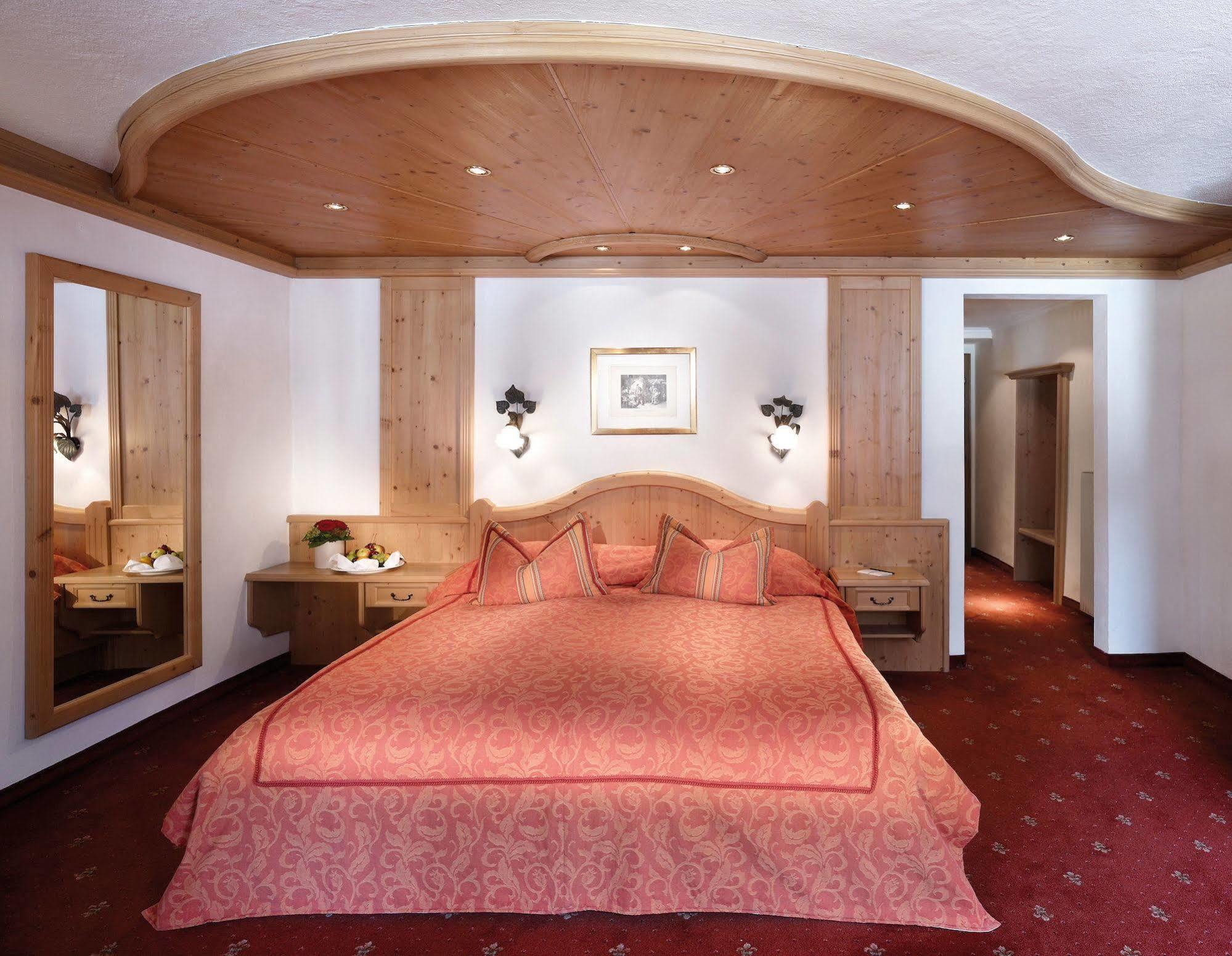 Hotel Weisses Roessl Kitzbühel Exteriér fotografie